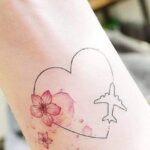 SmalƖ and LoveƖy tattoos